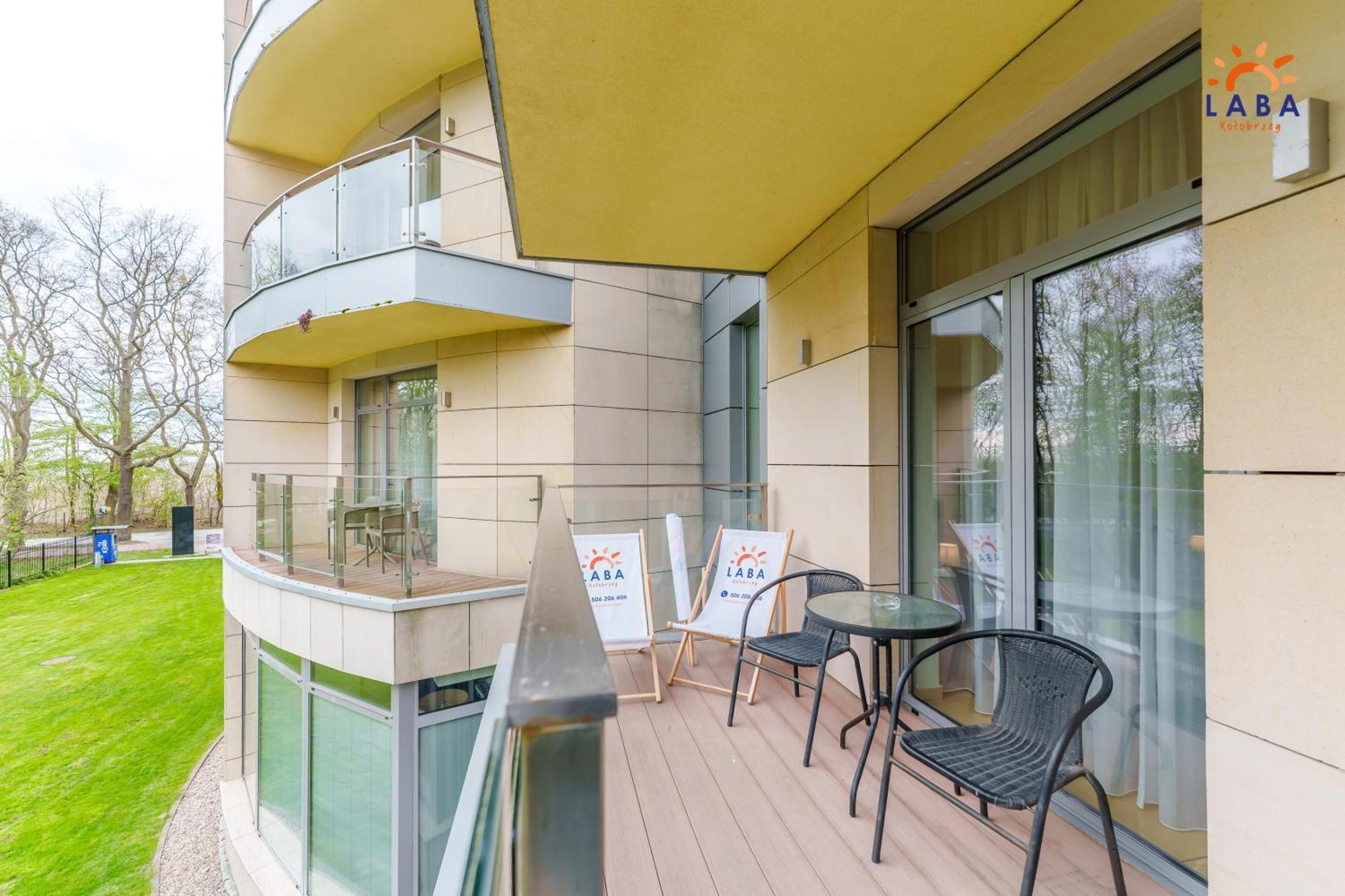 Laba Kolobrzeg Apartamenty Diune Z Parkingiem Exteriör bild