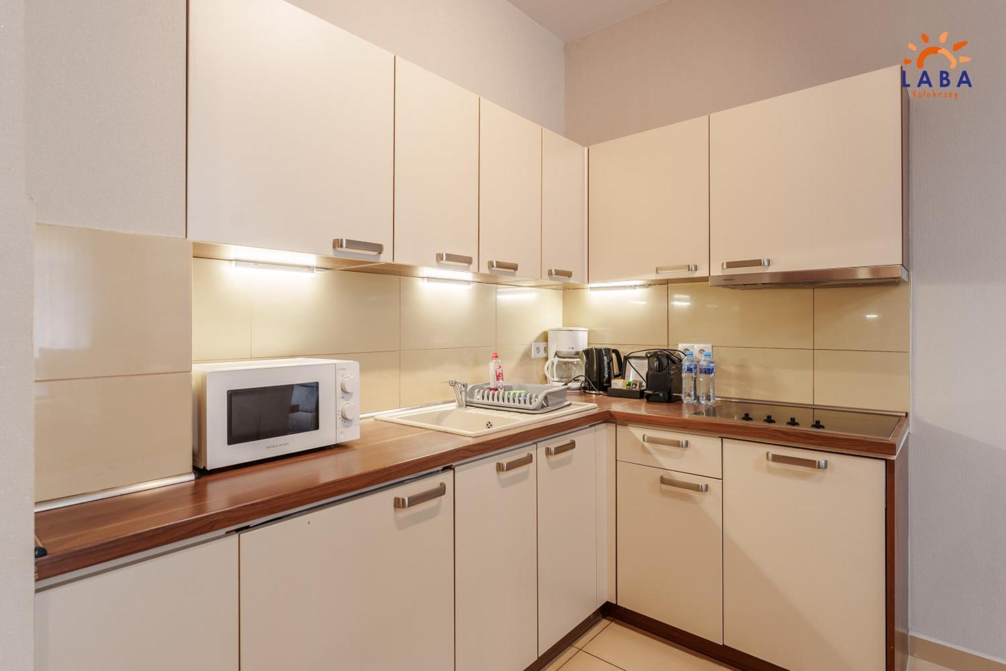 Laba Kolobrzeg Apartamenty Diune Z Parkingiem Exteriör bild